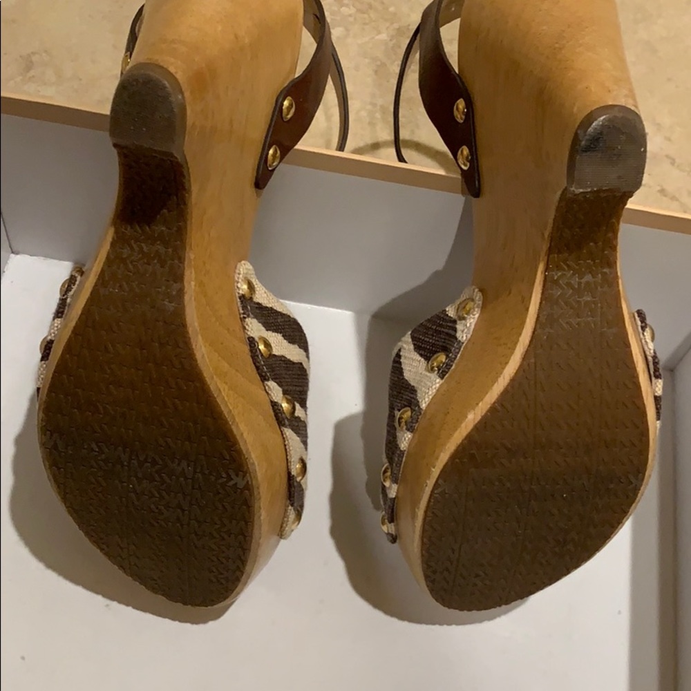 Michael Kors wedges (8.5) *FREE SHIPPING! - Picture 4 of 6